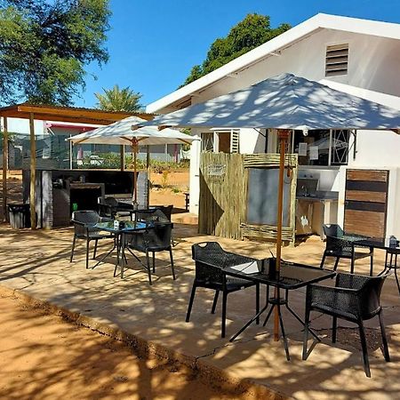 Kate'S Nest Guesthouse & Backpackers Windhoek Exterior foto