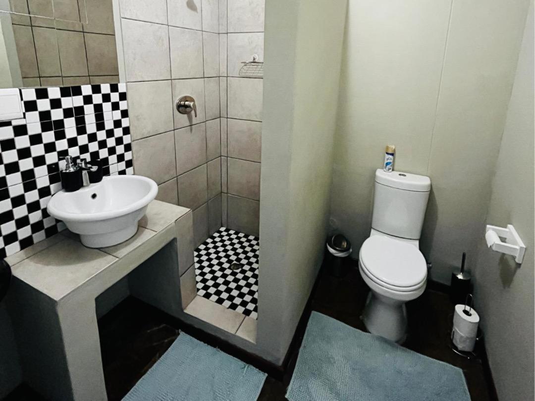 Kate'S Nest Guesthouse & Backpackers Windhoek Quarto foto