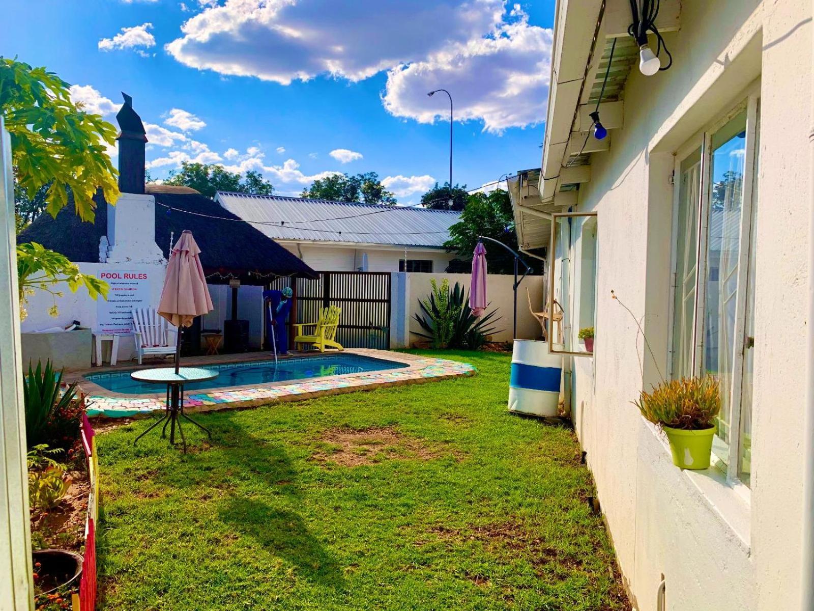 Kate'S Nest Guesthouse & Backpackers Windhoek Exterior foto