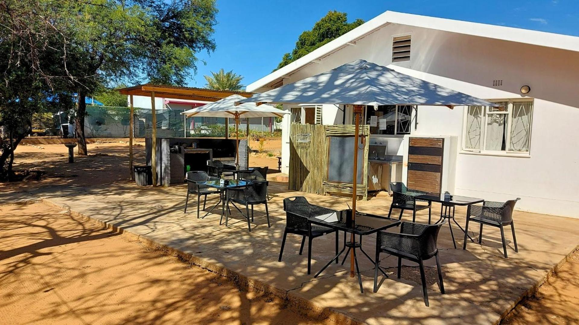 Kate'S Nest Guesthouse & Backpackers Windhoek Exterior foto